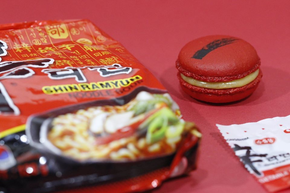 Macaron Rasa Mie Instan