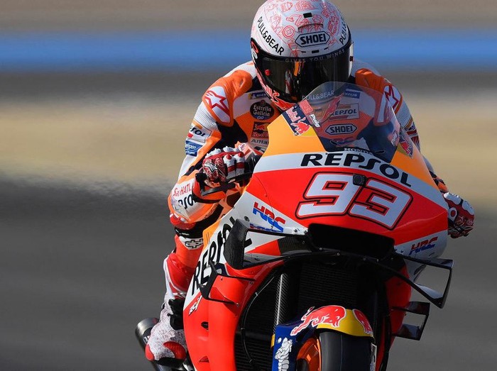 JEREZ DE LA FRONTERA, SPAIN - JULY 17: Marc Marquez of Spain and Repsol Honda Honda  heads down a straight during the MotoGP of Spain - Free Practice at Circuito de Jerez on July 17, 2020 in Jerez de la Frontera, Spain. (Photo by Mirco Lazzari gp/Getty Images)