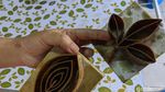 Melihat Pembuatan Kembang Mayang, Batik Khas Kota Tangerang