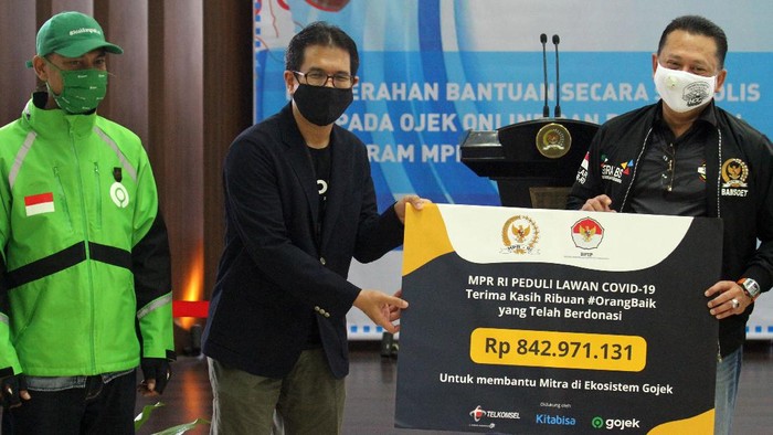 MPR Peduli Lawan COVID-19 MPR mengumumkan hasil program 'MPR RI Peduli Lawan COVID-19'. Ini merupakan penggalangan dana untuk membantu mitra Gojek yang terdampak COVID-19.
