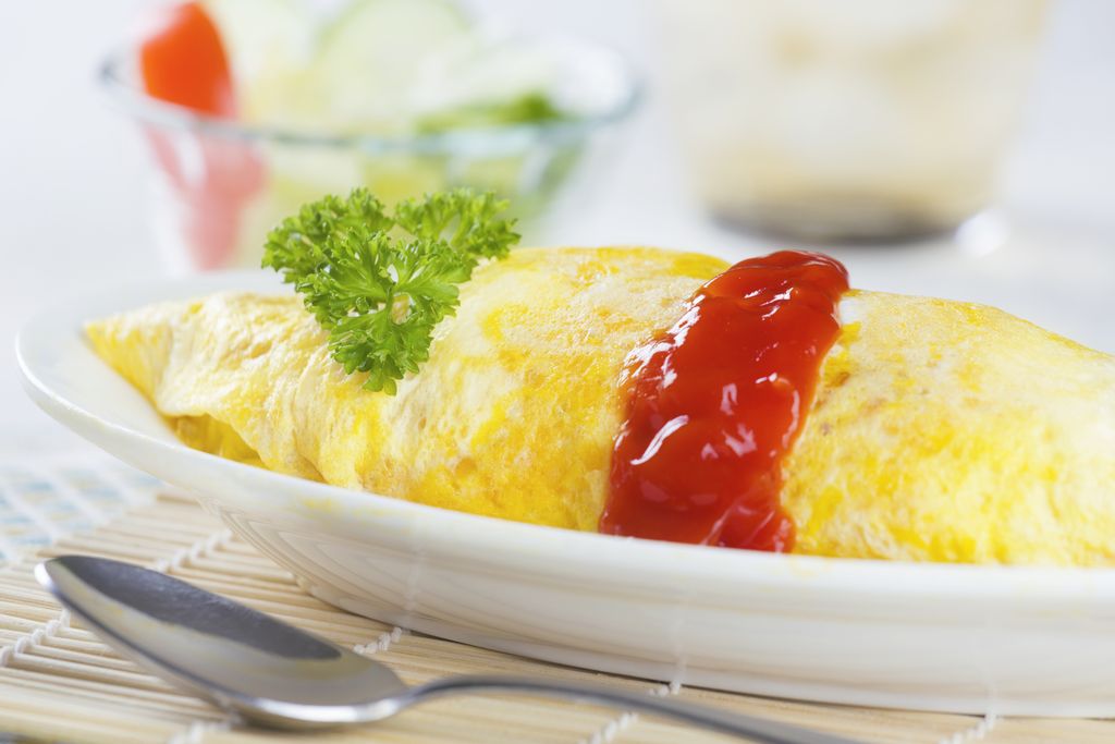 Yuk Bikin Omurice  Nasi  Goreng Selimut Telur  ala Jepang 