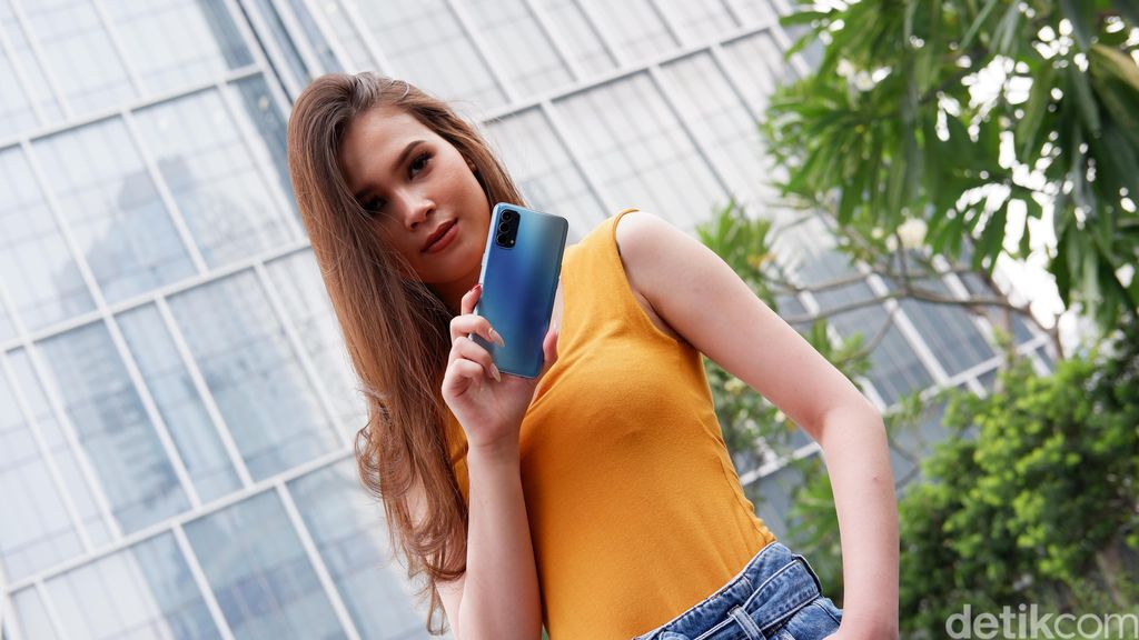 Oppo Reno4