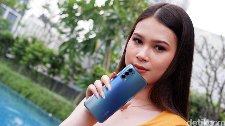 Oppo Reno4