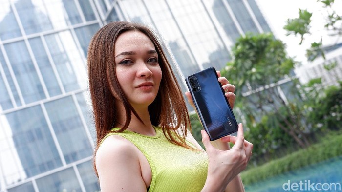 Oppo Reno4