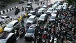 PSBB DKI Diperpanjang, Jalan Basuki Rachmat Tetap Macet