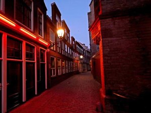 Aturan Baru Siap Diterapkan di Red Light District Amsterdam