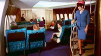Ada lima perubahan besar yang dibawa oleh pesawat Boeing 747. Pertama, Boeing 747 jadi pesawat berbadan lebar pertama. 747 adalah yang mengawali kabin dengan lorong ganda. Tak hanya itu, pesawat ini juga memiliki double deck atau kabin tingkat di moncongnya. Kabin ini jadi penentu dan panutan penerbangan jarak jauh selama hampir setengah abad.