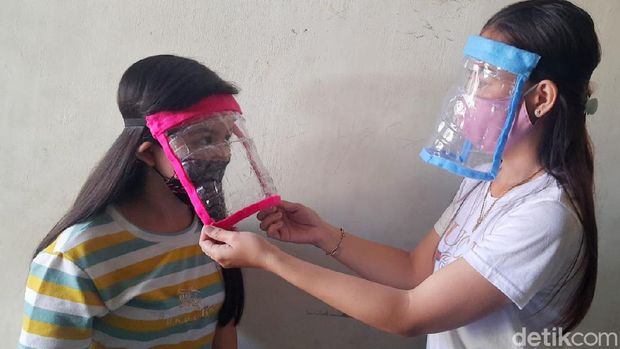 Sulap Botol Bekas Jadi Face Shield