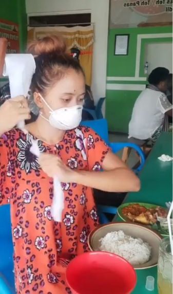 Tips kocak makan anti virus corona