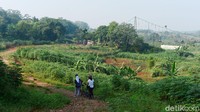 Sebagai catatan, jembatan yang diresmikan awal tahun lalu itu menghubungkan kawasan Bojongsari, Depok, dengan Gunung Sindur, Kabupaten Bogor.