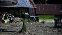 Banjir bandang yang melanda kawasan Luwu Utara beberapa waktu lalu merusak sejumlah fasilitas umum.