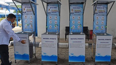 Canggih! Di Banten Ada Wastafel Otomatis Bertenaga Surya Lho