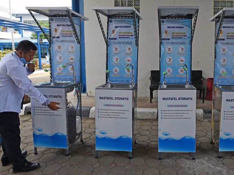 Canggih! Di Banten Ada Wastafel Otomatis Bertenaga Surya Lho