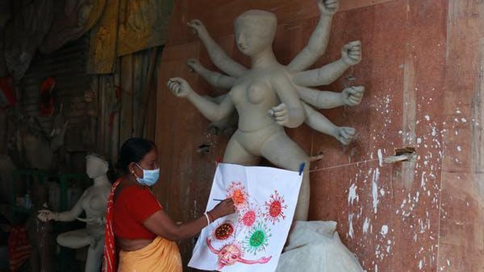 Dewi Corona yang dipuja di India.