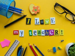 Romansa Guru dan Murid