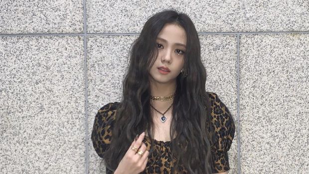Jisoo (BLACKPINK) (Instagram @Jisoo)