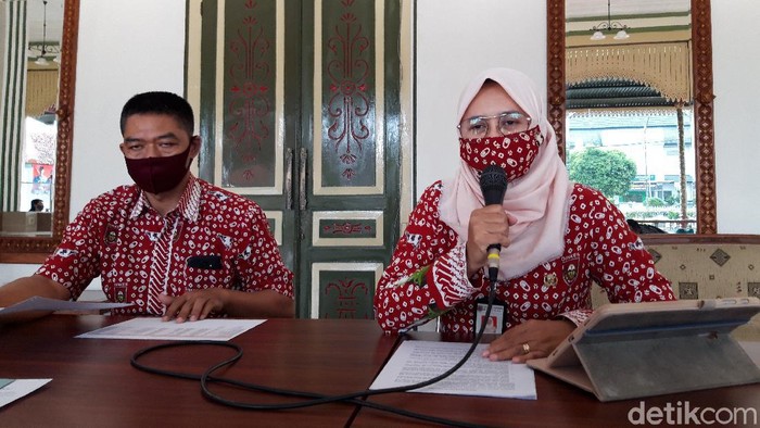 Kepala Dinkes Boyolali, Ratri S Survivalina, memberikan keterangan pers, Selasa (21/7/2020).