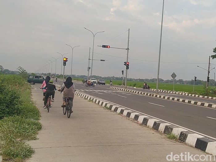 Lokasi exit tol Setono tempat emak-emak joget TikTok