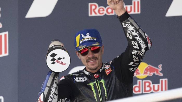 JEREZ DE LA FRONTERA, SPAIN - JULY 19:  Maverick Vinales of Spain and Monster Energy Yamaha MotoGP Team  celebrates the second place  on the podium at the end of the MotoGP race during the MotoGP of Spain - Race at Circuito de Jerez on July 19, 2020 in Jerez de la Frontera, Spain. (Photo by Mirco Lazzari gp/Getty Images)