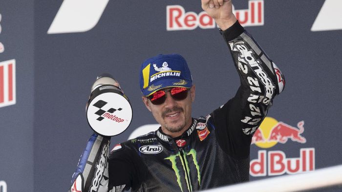 Maverick Vinales JEREZ DE LA FRONTERA, SPAIN - JULY 19: Maverick Vinales of Spain and Monster Energy Yamaha MotoGP Team celebrates the second place on the podium at the end of the MotoGP race during the MotoGP of Spain - Race at Circuito de Jerez on July 19, 2020 in Jerez de la Frontera, Spain. (Photo by Mirco Lazzari gp/Getty Images)
