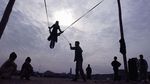Melihat Lagi Kegembiraan Anak-anak Irak Bermain Sebelum Pandemi
