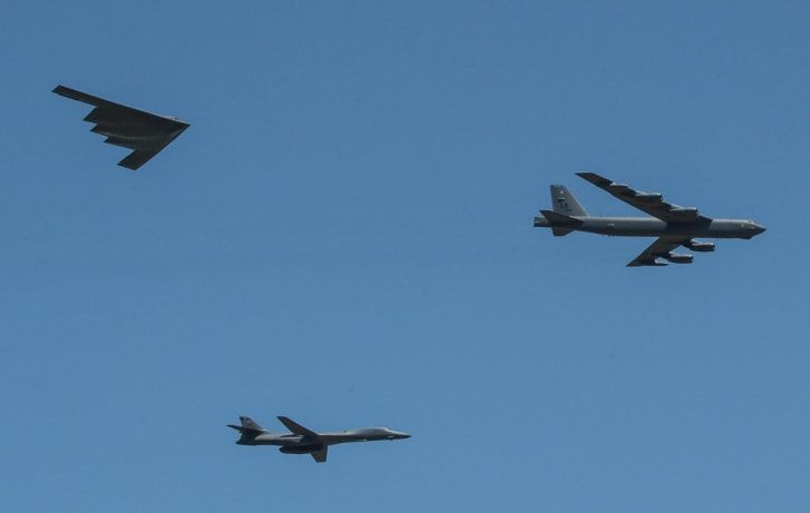 Northrop Grumman B-2 Spirit, pesawat siluman