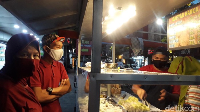 Pedagang klepon di Yogya
