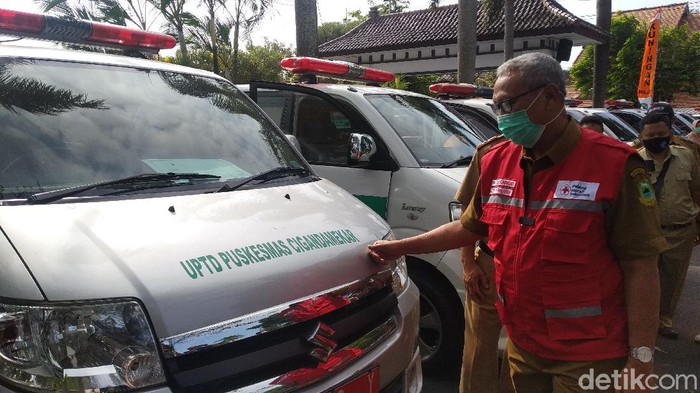 Pakai Sistem Drive Thru, 5 Ribu Warga Kuningan Jalani Rapid Test