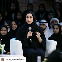 Karenanya, menteri muda ini berharap bisa menginspirasi generasi muda UAE untuk menekuni bidang sains, teknologi, teknik, dan matematika. Sains bagiku adalah bentuk kolaborasi paling internasional. Itu tidak ada habisnya, tidak terbatas, dan dijalankan dengan semangat para individu untuk kepentingan pemahaman manusia, ujarnya dilansir DW. Foto: Instagram dan Twitter Sarah Al Amiri