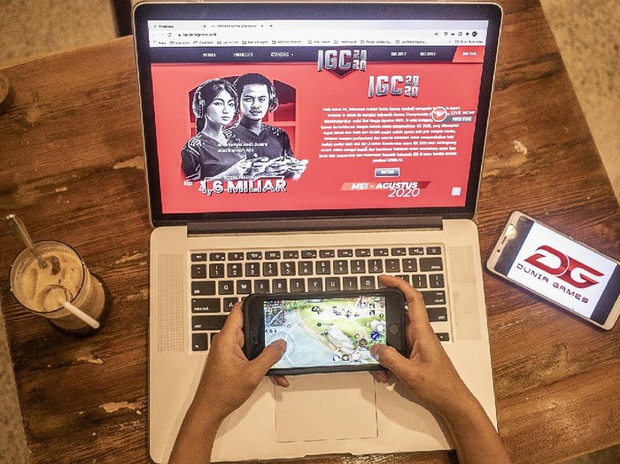 ﻿Melalui Indonesia Games Championship (IGC) yang digelar oleh Dunia Games, Telkomsel berkomitmen untuk memajukan industri mobile gaming Tanah Air.
