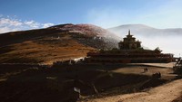 Secara geografis, Tibet masuk ke teritorial negara Cina. Namun pada kenyataannya Tibet memiliki otonomi sendiri yang tidak mau disamakan dengan Cina. China Photos/Getty Images  