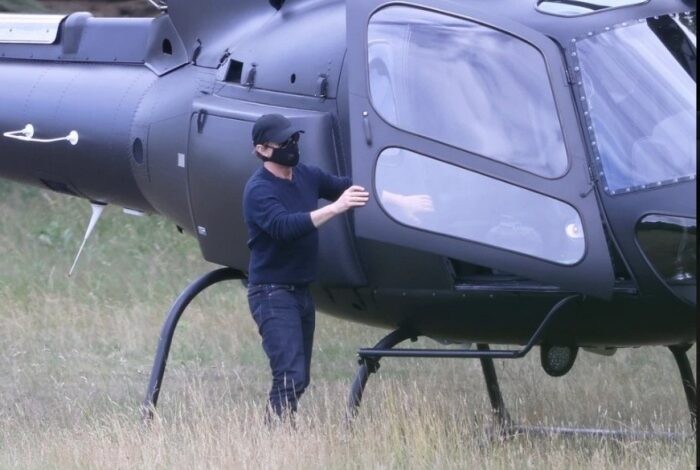 Tom Cruise naik helikopter hanya untuk makan siang