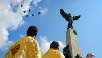 Rumania merayakan Hari Penerbangan setiap tanggal 20 Juli setiap tahunnya. AP Photo/Andreea Alexandru  