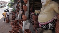Secara bertahap, Yogyakarta siap membuka kembali kunjungan wisata dengan segala potensi wisata sejarah, budaya dan keindahan bentang alamnya. Semua itu untuk tetap menggerakkan roda perekonomian masyarakat.