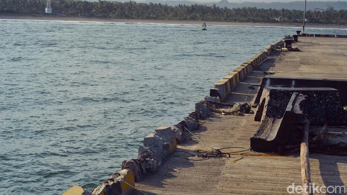 Dermaga Bojongsalawe