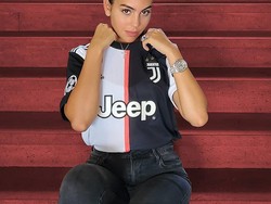 Georgina Rodriguez dalam balutan jersey kekasih, Juventus (Instagram/georginagio)