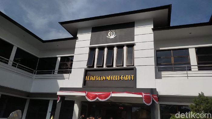 Hari ini, Kejari Garut gratiskan warga bawa barbuk tilang