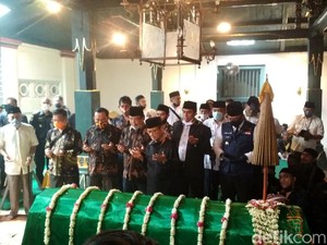 Sosok Pangeran Arief Natadiningrat di Mata Pejabat dan Politisi