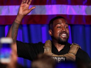 Kanye West Jadi Tersangka, Diduga Gegara Tonjok Fans