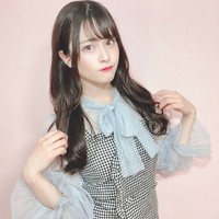 Idol Jepang satu ini memiliki perawakan yang mungil dengan tinggi badan 155 cm. Foto: Instagram/@kayoko_takita