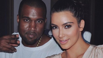 Melihat Lagi Kemesraan Kim Kardashian dan Kanye West