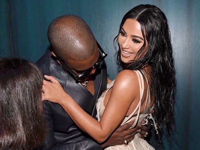 Kim Kardashian dan Kanye West Kim Kardashian dan Kanye West