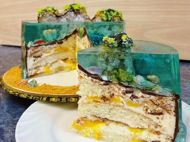 Cantik Banget! 10 Kue Jelly Ini Dibuat dengan Tampilan Pulau yang Indah