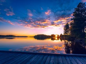 Foto: Cantiknya Midnight Sun di 5 Negara