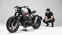 Ternyata motor jadul asyik bangat dimodifikasi bahkan saat diselipkan dengan motor listrik, dijamin bakal terlihat kece dan ga bikin malu saat menungganginya. Foto: Pool (Autoevolution)