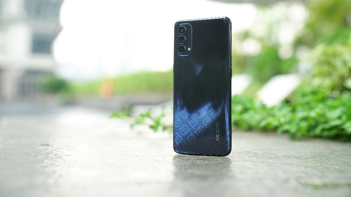 OPPO Reno4