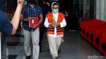 Pasutri Tersangka Kasus Suap Kutai Timur Diperiksa KPK