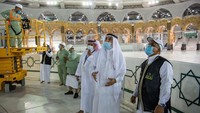 Kegiatan ini didampingi oleh imam besar Masjidil Haram dan Masjid Nabawi, Dr Abdul Rahman Al Sudais. (Reasah Alharamain/Twitter)