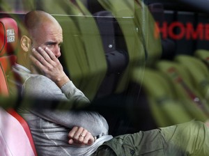 Ingat Jarak dengan Liverpool, Guardiola Enggak Mood Bahas Individu