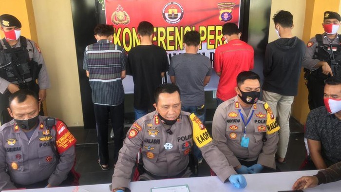 Polisi menetapkan 5 orang penganiaya relawan COVID-19 di Palangka Raya sebagai tersangka (dok. Istimewa)